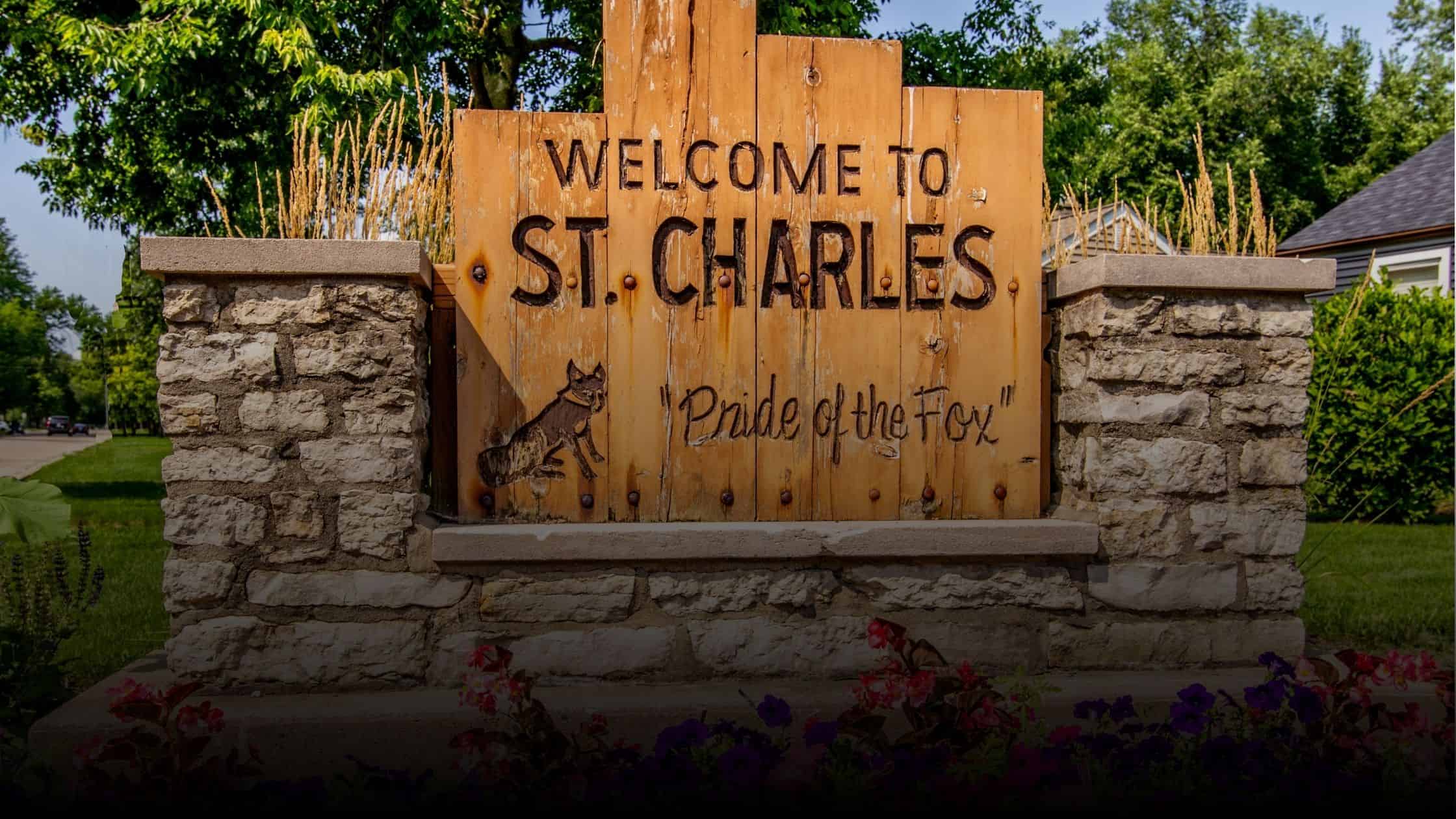 Welcome to St Charles sign in St Charles, Illinois